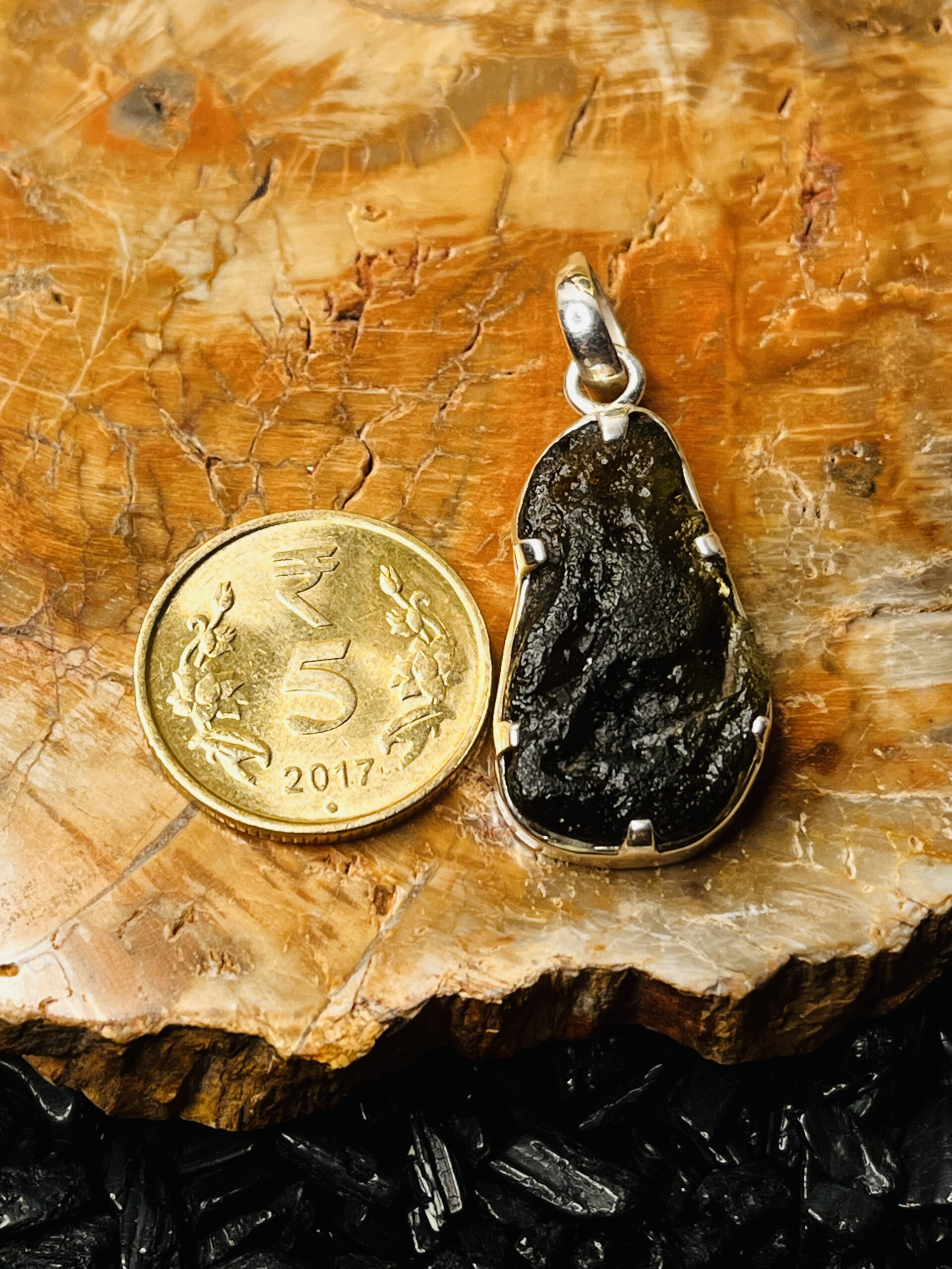 green moldavite pendent - Image 3